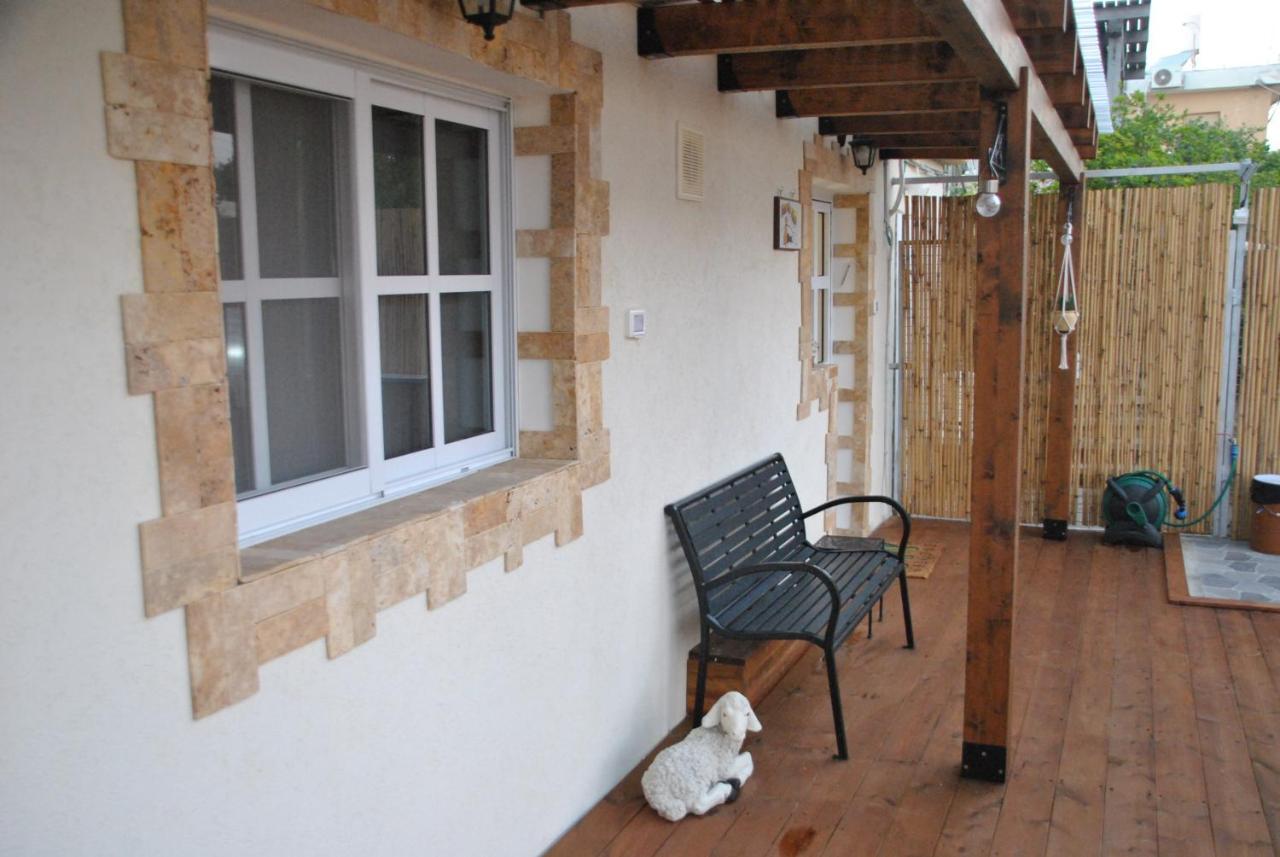 Marvin'S Place Arad Bagian luar foto